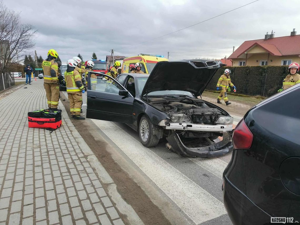 Trzy samochody zderzyły się w Świerzowej Polskiej