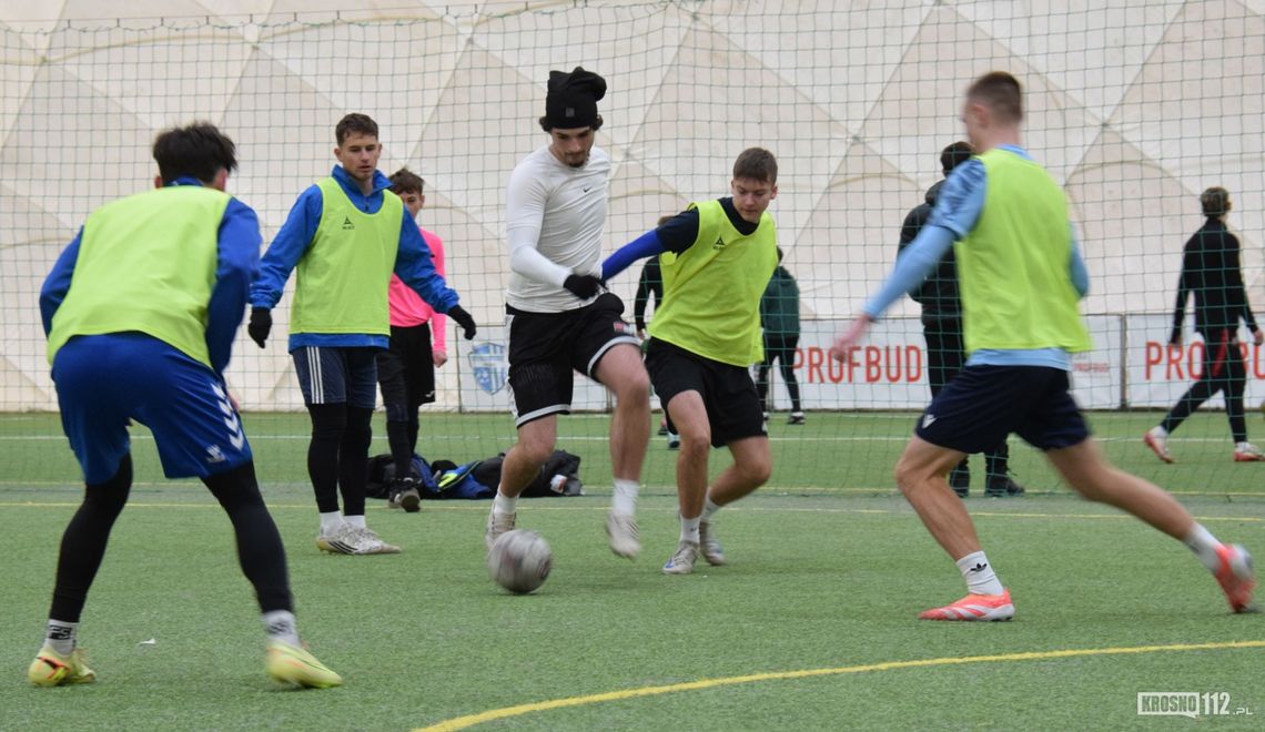 Turniej Wigilijny w Akademii Piłkarskiej Beniaminek Profbud Krosno [ZDJĘCIA]