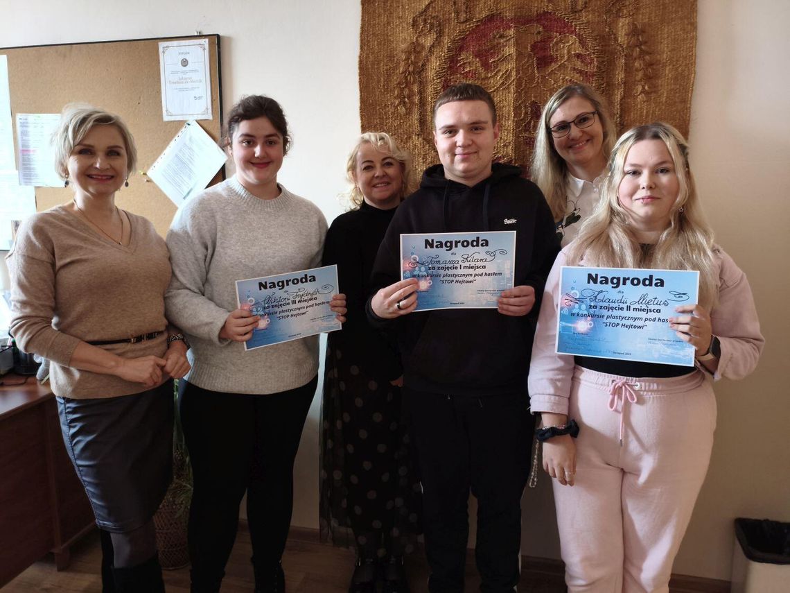 Uczniowie "Budowlanki" z wyróżnieniem specjalnym w ogólnopolskim projekcie „CyberMoc – Bezpieczny Internet”