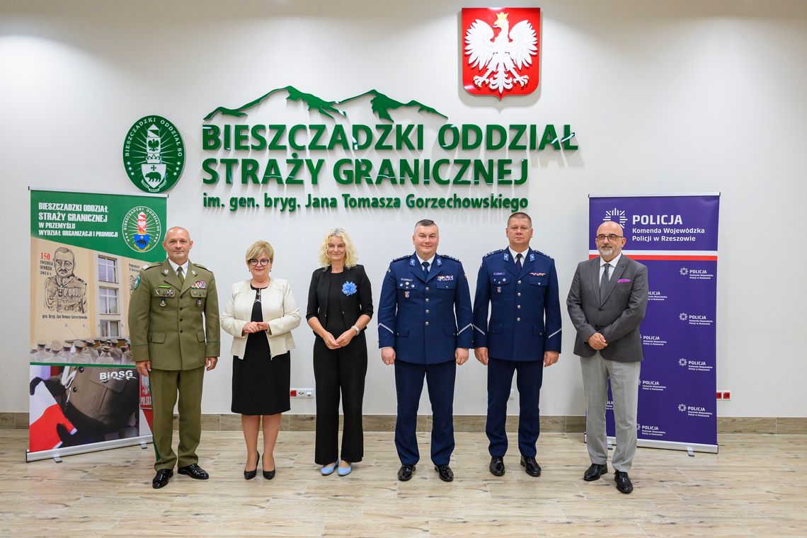 Uczniowie rymanowskiego liceum będą przygotowywani do pracy w Straży Granicznej i Policji