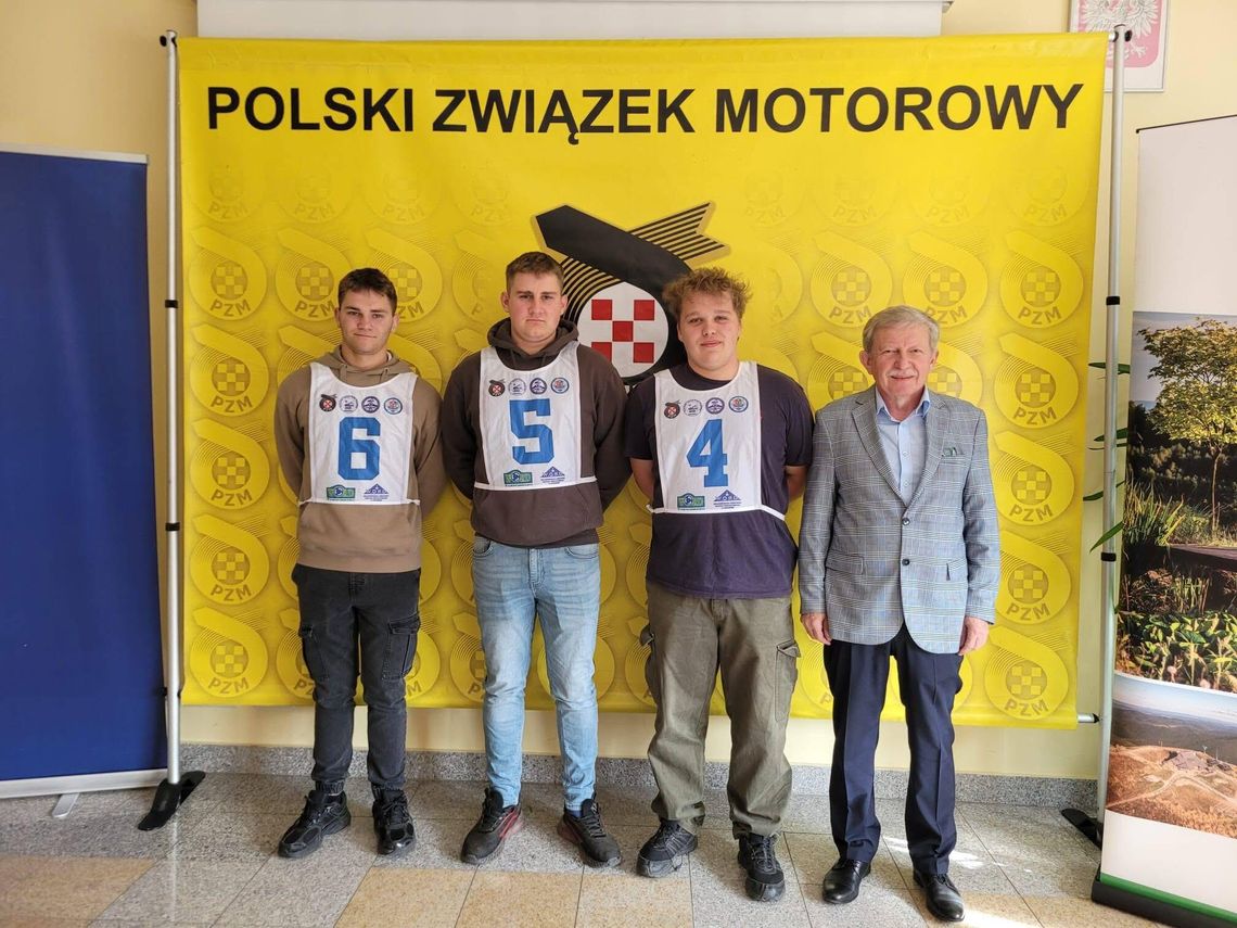 Uczniowie z Iwonicza trzeci rok z rzędu mistrzami Podkarpacia