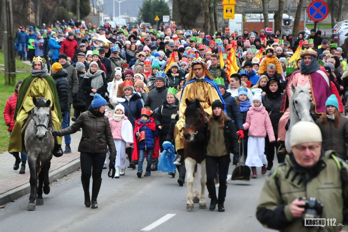 Ulicami Krosna przeszedł Orszak Trzech Króli. Zobaczcie zdjęcia