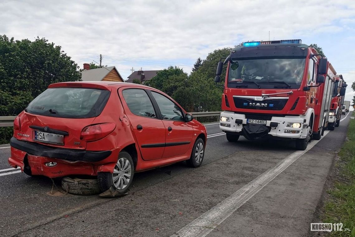 ? Utrudnienia na drodze krajowej nr 19 po najechaniu na siebie samochodów