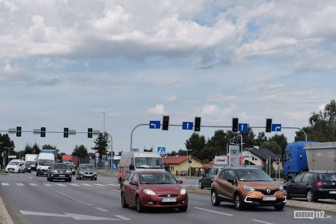 Uwaga kierowcy! Utrudnienia w działaniu sygnalizacji świetlnej w obrębie dwóch dużych skrzyżowań