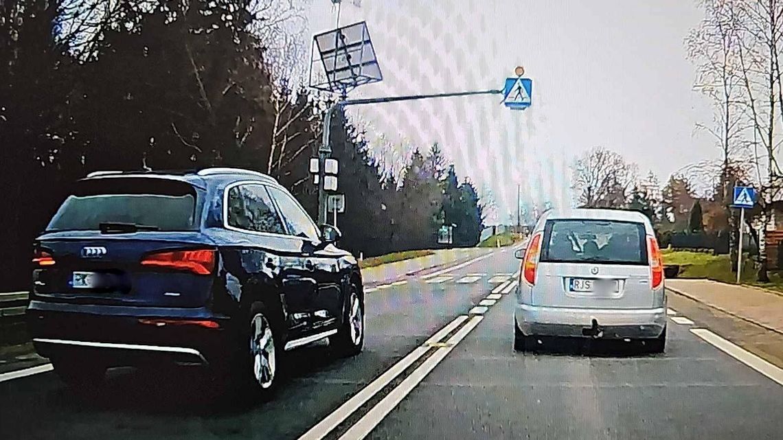 Uwaga pirat na DK28! Kierowca Audi w kilka sekund popełnił szereg wykroczeń