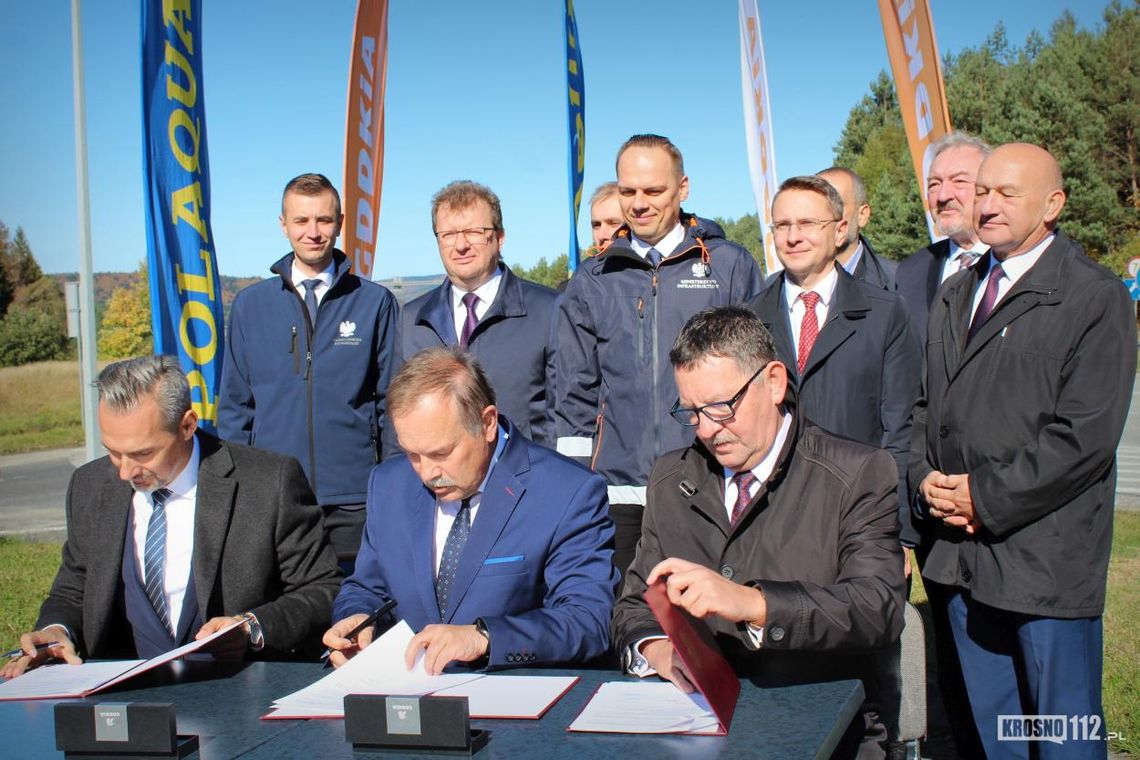 W Barwinku podpisano umowę na budowę S19 od Dukli do granicy państwa
