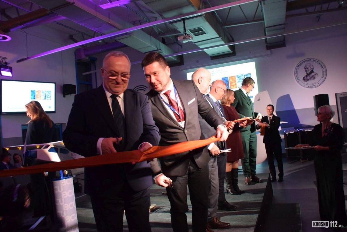 W Krośnie otwarto Branżowe Centrum Umiejętności Lotniczych