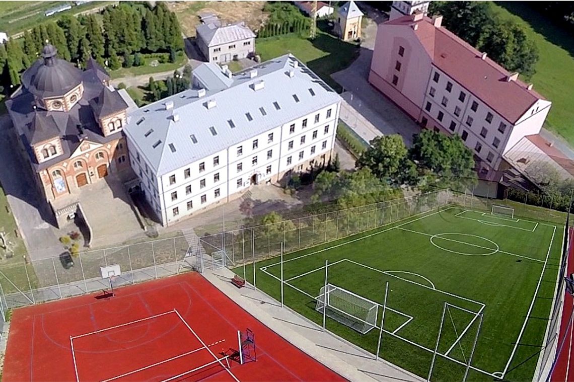 W Miejscu Piastowym dla nauczycieli, pracowników administracji i mediów - Rekolekcje Wielkopostne