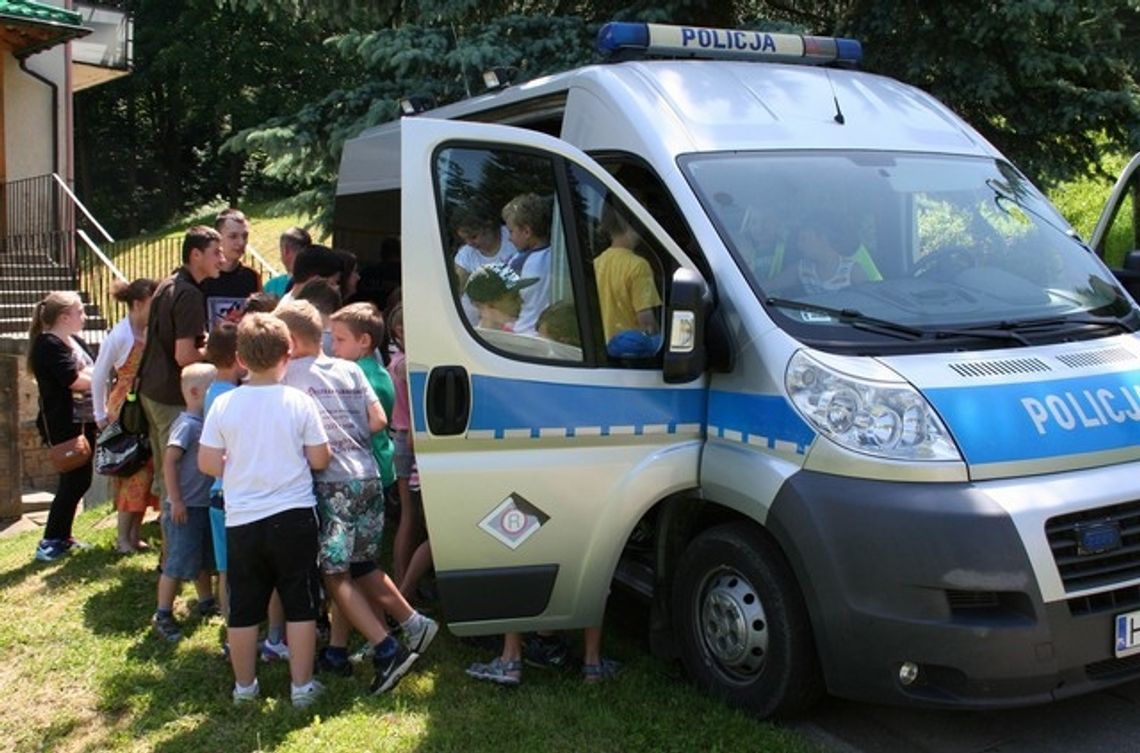 Wakacyjna profilaktyka policjantów