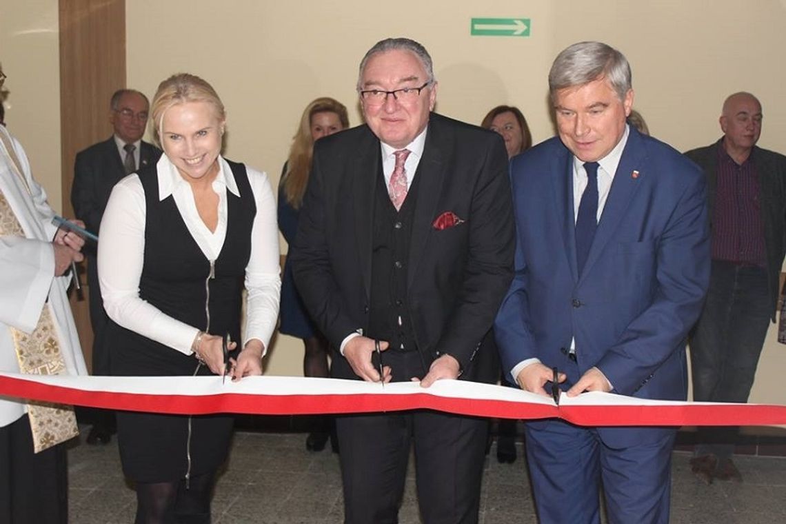 Ważne wydarzenia w krośnieńskim szpitalu. M.in. nowa karetka dla SORu