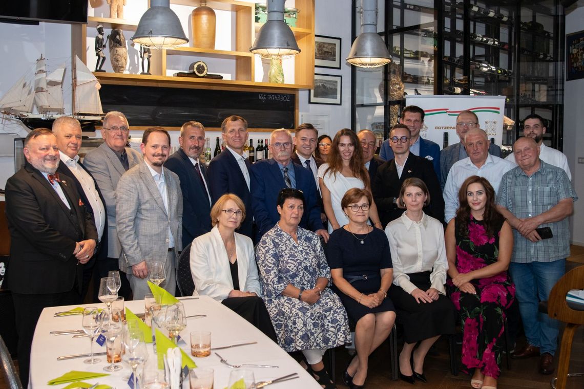 Węgierska delegacja na Podkarpaciu i w Małopolsce Węgierska delegacja na Podkarpaciu i w Małopolsce