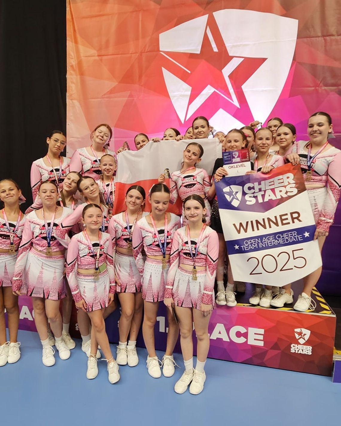 Wielki sukces Akademii Cheerleaders Fragolin na międzynarodowych zawodach na Węgrzech
