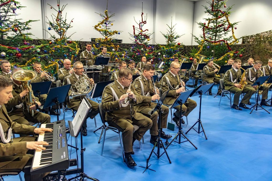 Wigilia służb mundurowych Podkarpacia w Rzeszowie Wigilia służb mundurowych Podkarpacia w Rzeszowie