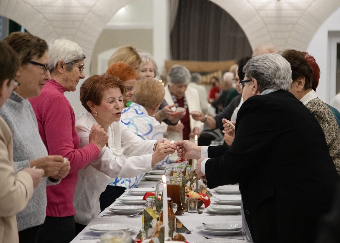 Wigilijne spotkanie seniorów w Rogach