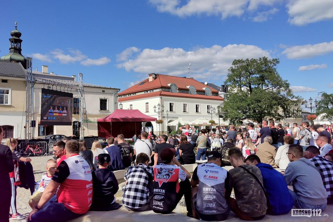 Wilki Krosno zmierzą się z Polonią Bydgoszcz. Transmisję ze spotkania będzie można obejrzeć na rynku