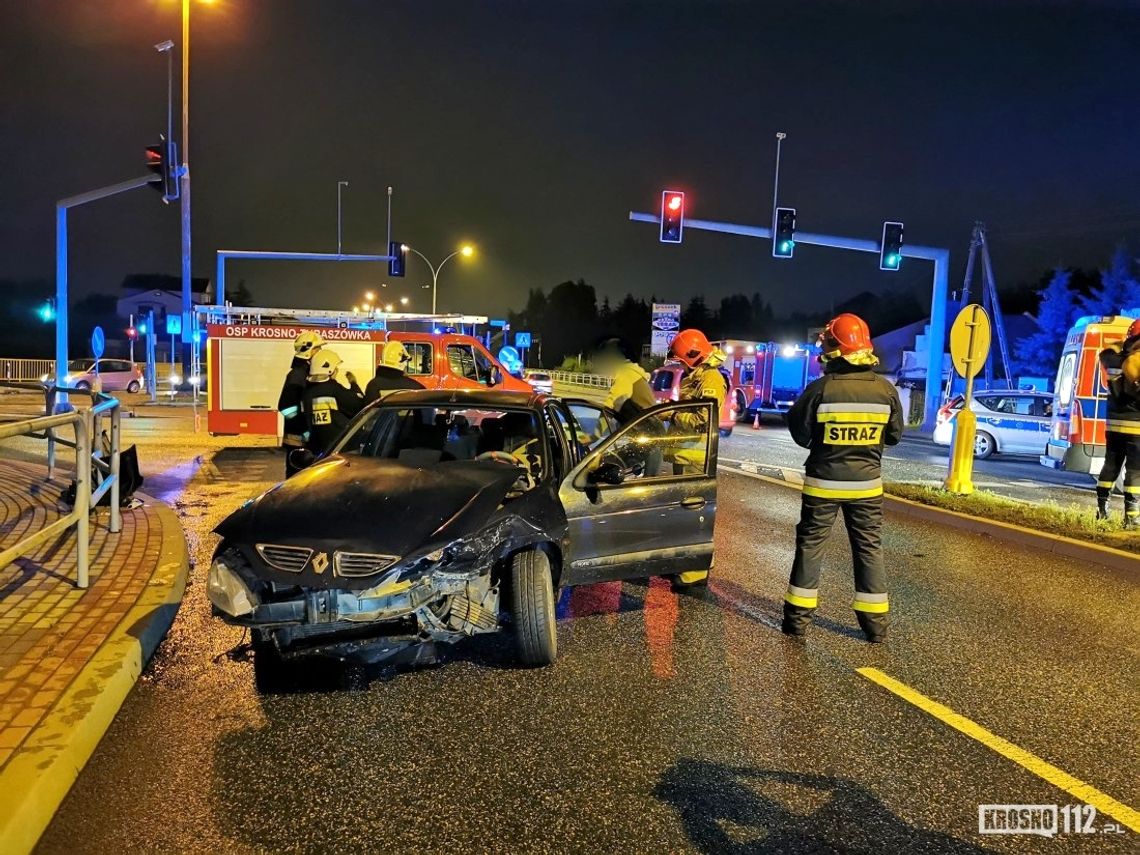Wjechała na skrzyżowanie Bema, Rzeszowskiej i Al. Jana Pawła II na czerwonym. Doszło do kolizji