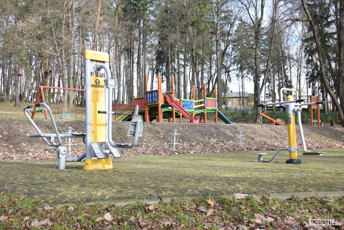 Władze Krosna inwestują w Park Miejski przy ul. Okrzei. Będzie nowy plac zabaw