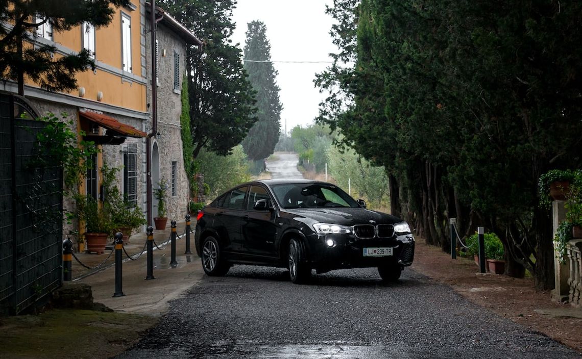 Włosi wynajmują auta od mieszkańców Krosna. Dzięki temu oszczędzają setki euro na OC