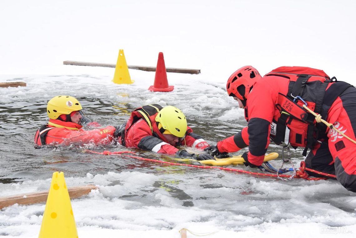 Woprowcy z Podkarpacia ćwiczyli ratownictwo lodowe [ZDJĘCIA]