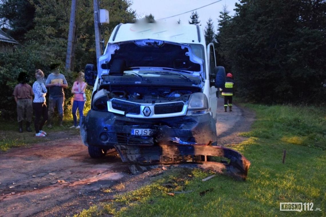 WROCANKA: Zderzenie dwóch samochodów na Nadrzecznej