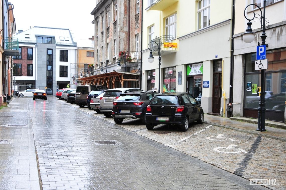 Wszystkie parkingi na Starówce będą płatne? Decyzje podejmą radni na najbliższej sesji