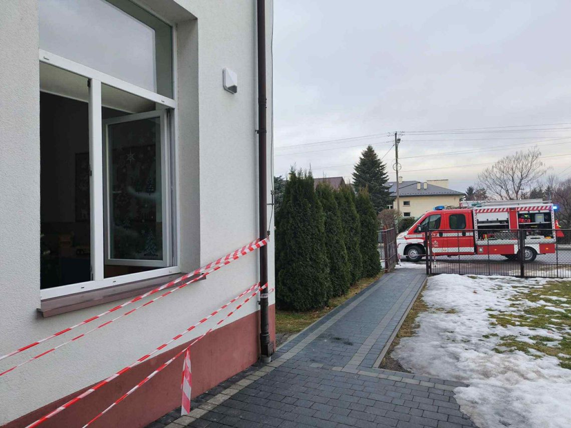 Wyczuwalny zapach spalenizny w przedszkolu w Świerzowej Polskiej