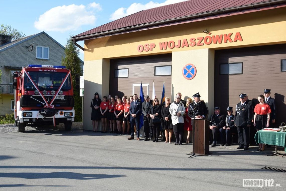 Wyjątkowy Dzień Strażaka. OSP Wojaszówka oficjalnie ma nowy wóz