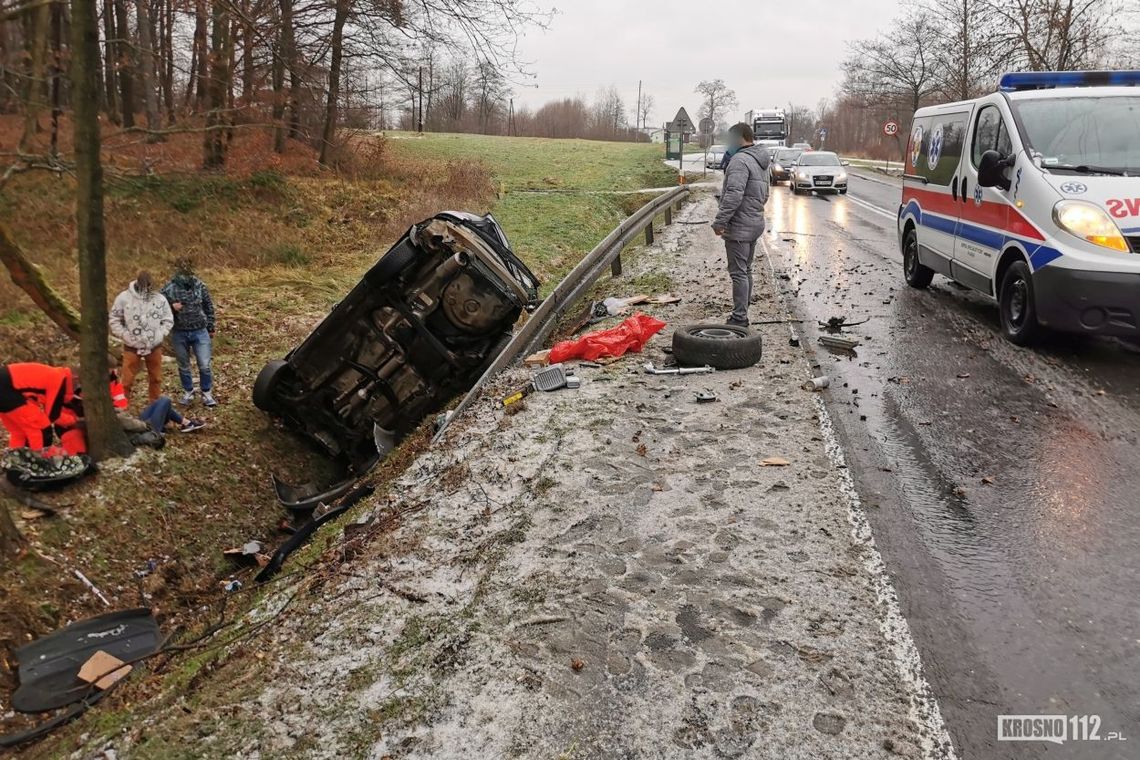 ? Wypadek na DK28 w Jaszczwi. Jedna osoba ranna