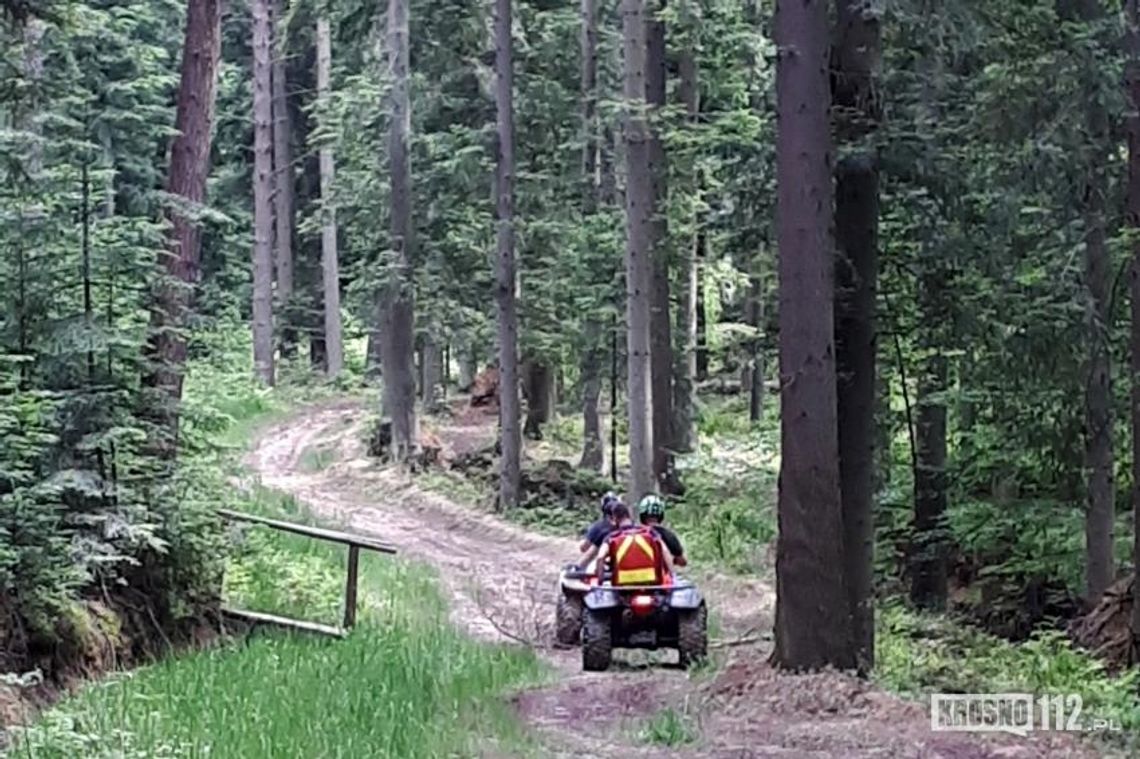 Wypadek przy wodospadzie w Komborni. Quadowcy pomogli w ewakuacji rannego