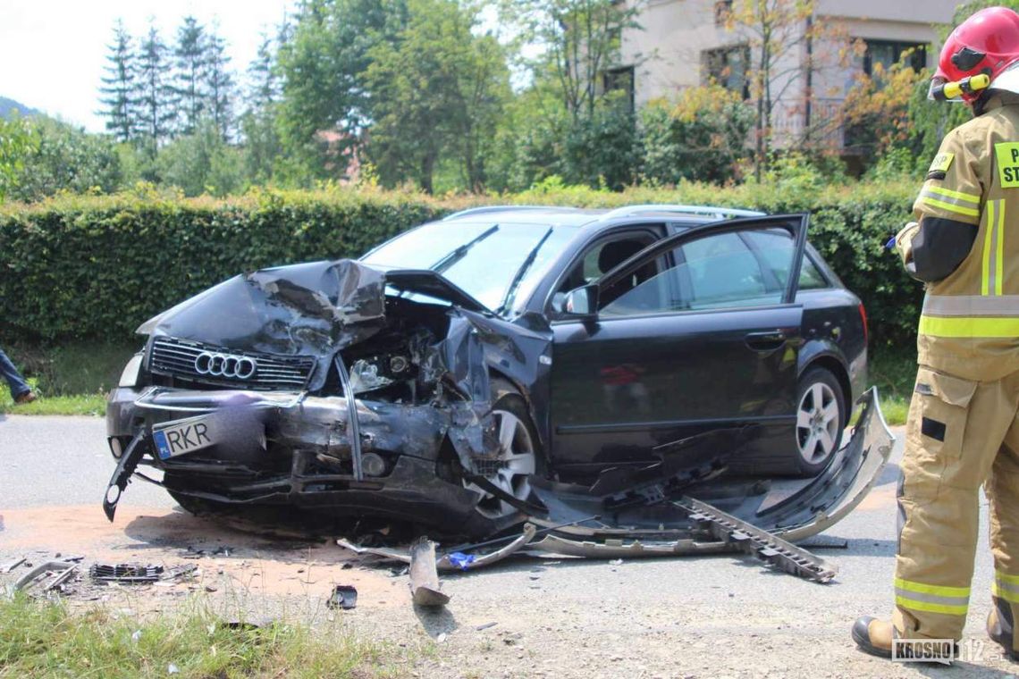 Wypadek w Cergowej. Dwie kobiety ranne [AKTUALIZACJA]