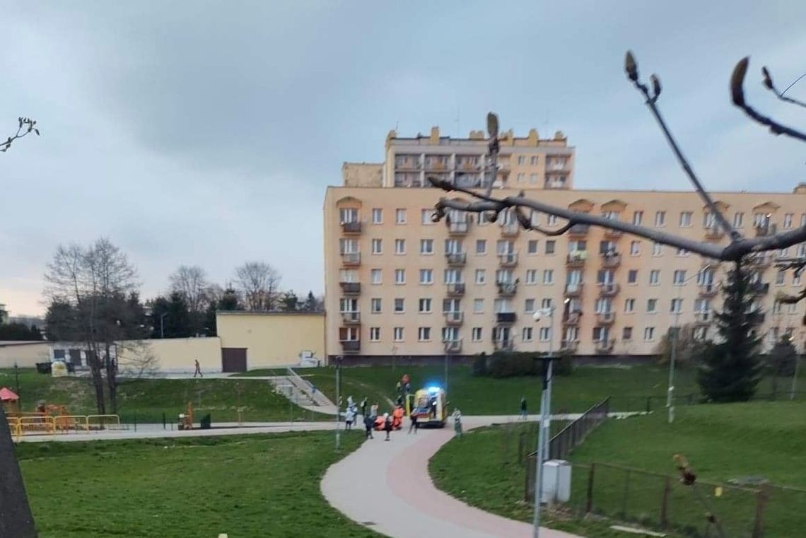 Wypadek w Radosnej Dolinie. Ranny 12-letni motorowerzysta