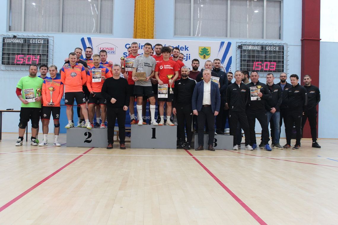 XIV Zakładowy Turniej Halowej Piłki Nożnej o Puchar Przechodni Burmistrza Gminy Jedlicze XIV Zakładowy Turniej Halowej Piłki Nożnej o Puchar Przechodni Burmistrza Gminy Jedlicze