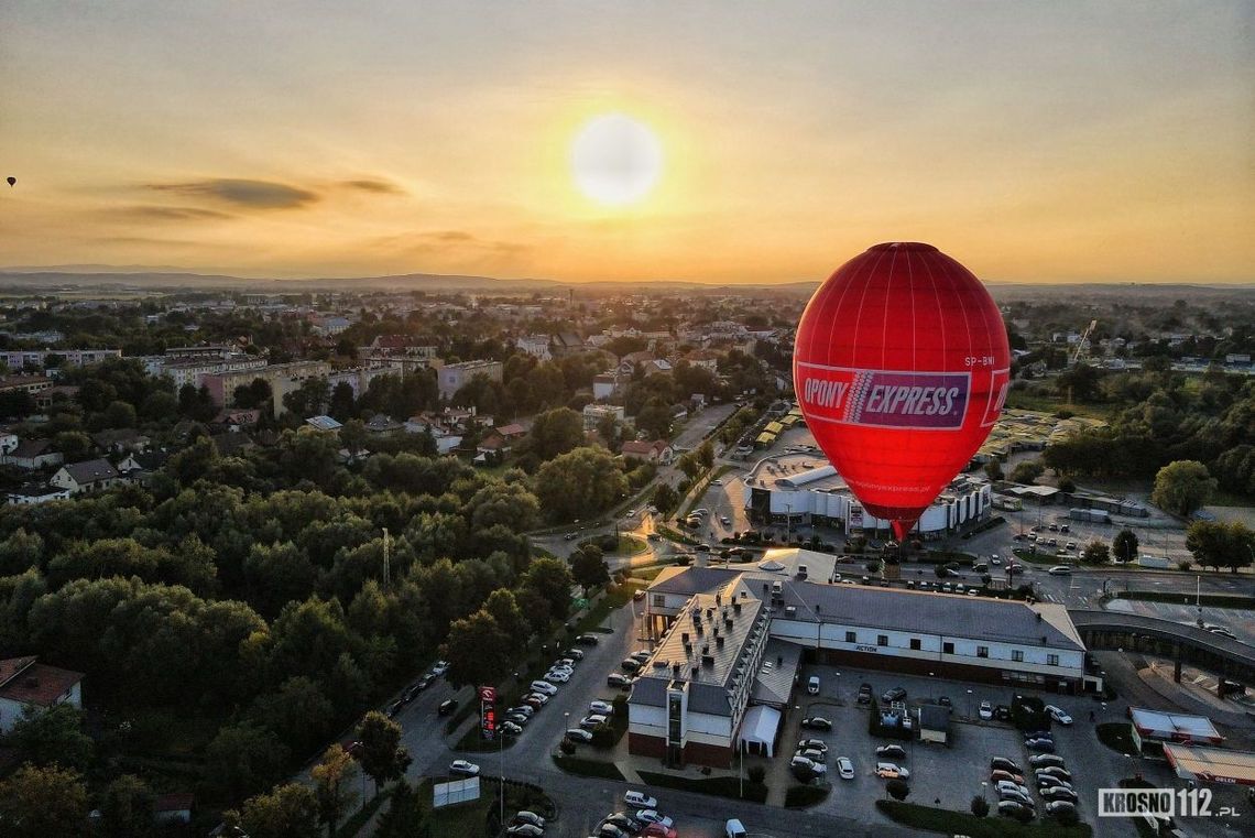 XXI Górskie Zawody Balonowe w Krośnie zaskoczyły idealną pogodą. Znamy zwycięzcę! [ZDJĘCIA]