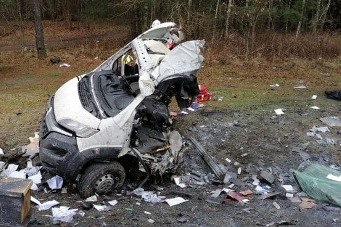 Z Podkarpacia. Zderzenie busa z pociągiem. Szynobus się zapalił [AKTUALIZACJA: Jedna osoba nie żyje]