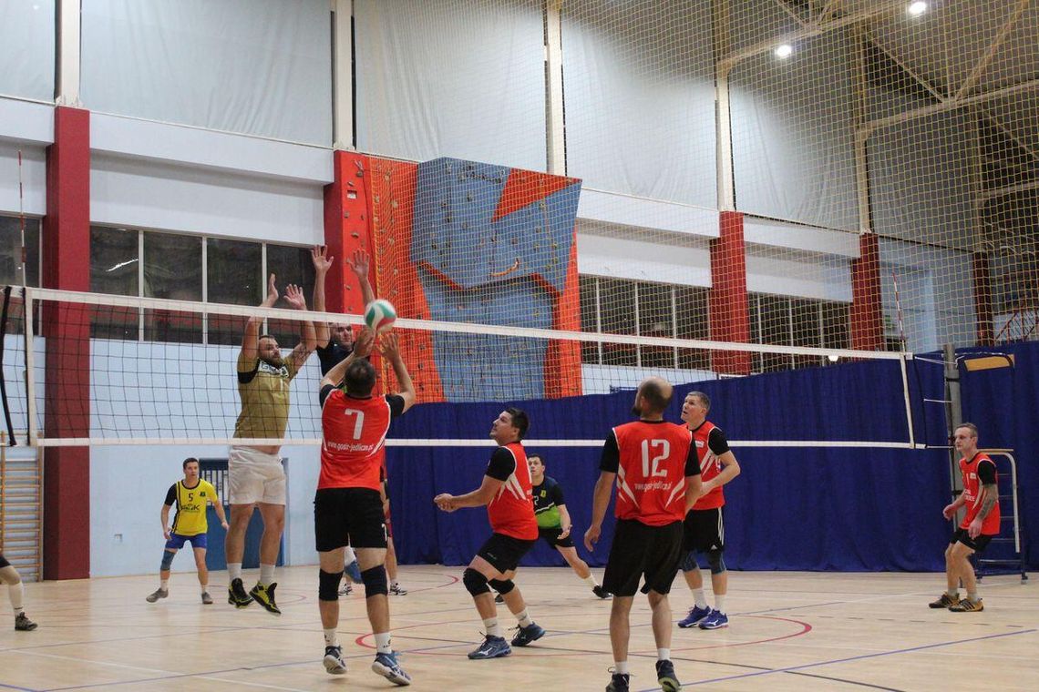 Zainaugurowano Amatorską Ligę Siatkówki - Jedlicze Volley