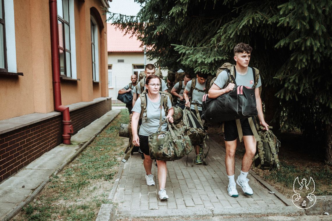 Zamiast plaży – mundur. „Wakacje z WOT” także na Podkarpaciu Zamiast plaży – mundur. „Wakacje z WOT” także na Podkarpaciu