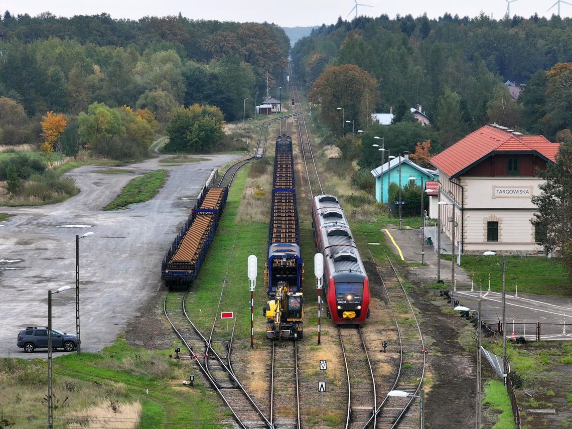 Zamykają linię kolejową nr 108, a pociągów będzie więcej?! Zamykają linię kolejową nr 108, a pociągów będzie więcej?!