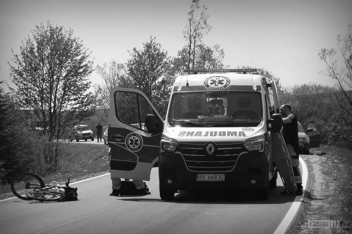 Zdarzenie w Szklarach. 65-letni rowerzysta zmarł