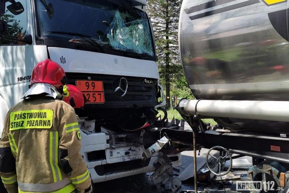 Zderzenie cystern na DK28 spowodował 60-latek
