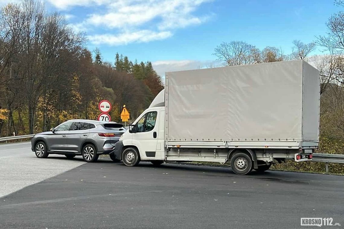 Zderzenie dwóch pojazdów na DK19 w Tylawie Zderzenie dwóch pojazdów na DK19 w Tylawie