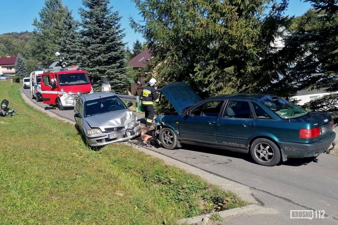 Zderzenie dwóch samochodów na Turkówce