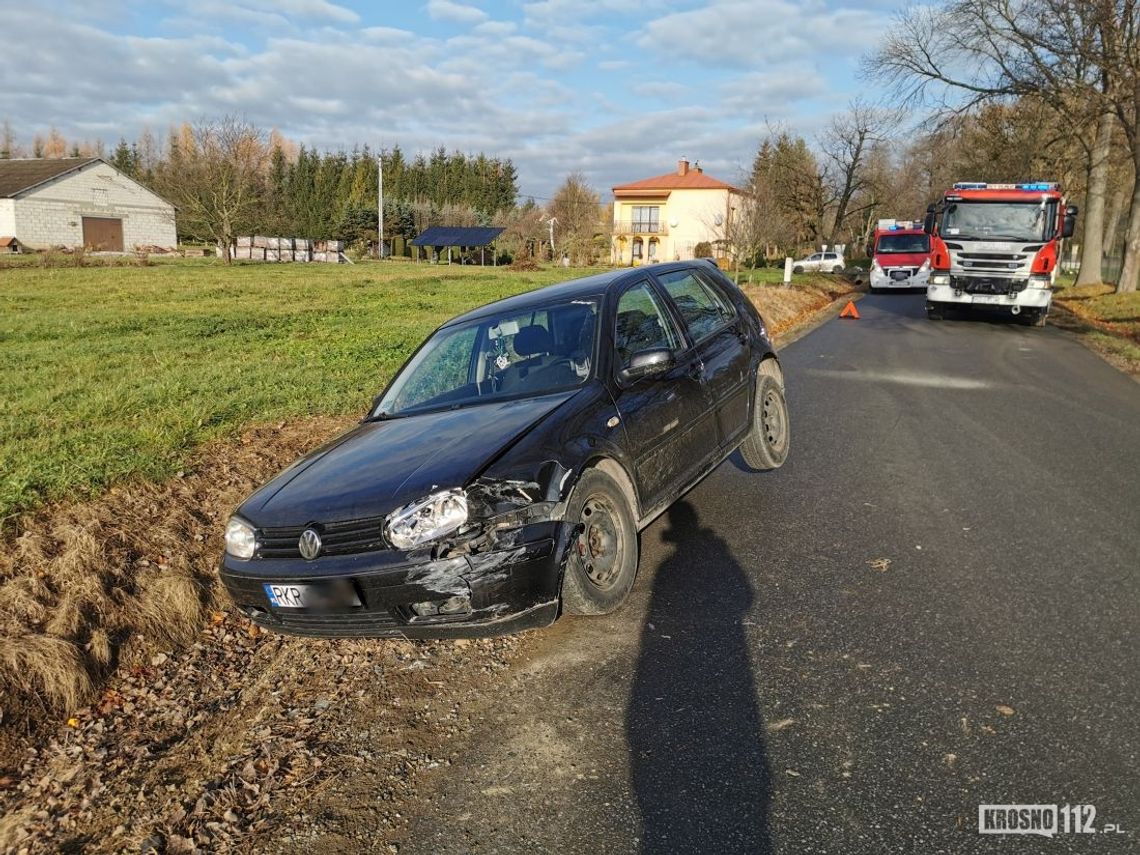 Zderzenie dwóch samochodów osobowych w Komborni