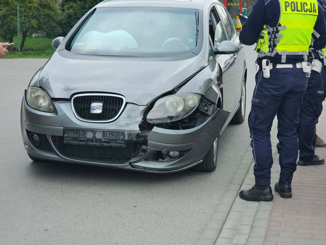 Zderzenie dwóch samochodów w Głowience Zderzenie dwóch samochodów w Głowience