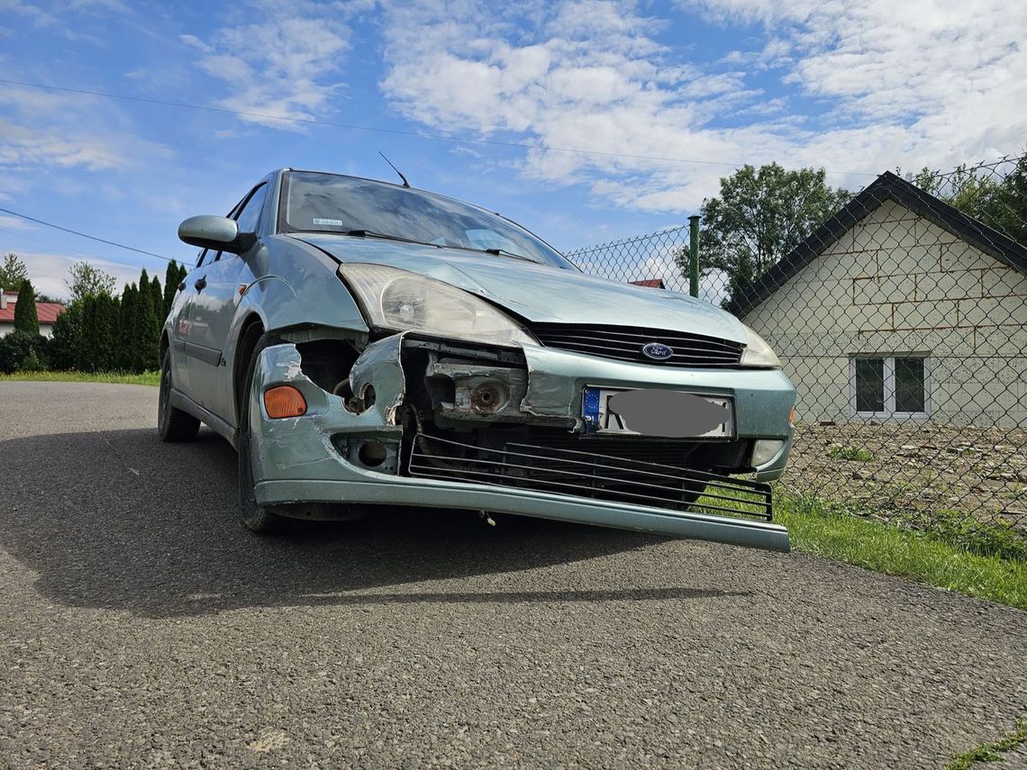 Zderzenie dwóch samochodów w Łękach Dukielskich Zderzenie dwóch samochodów w Łękach Dukielskich