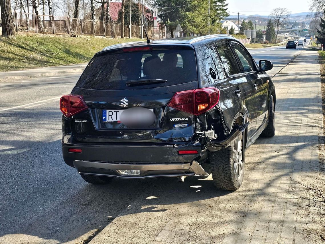 Zderzenie dwóch samochodów w Miejscu Piastowym