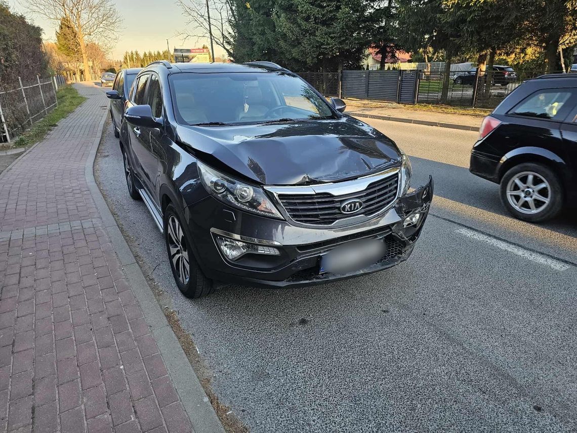 Zderzenie dwóch samochodów w Świerzowej Polskiej Zderzenie dwóch samochodów w Świerzowej Polskiej