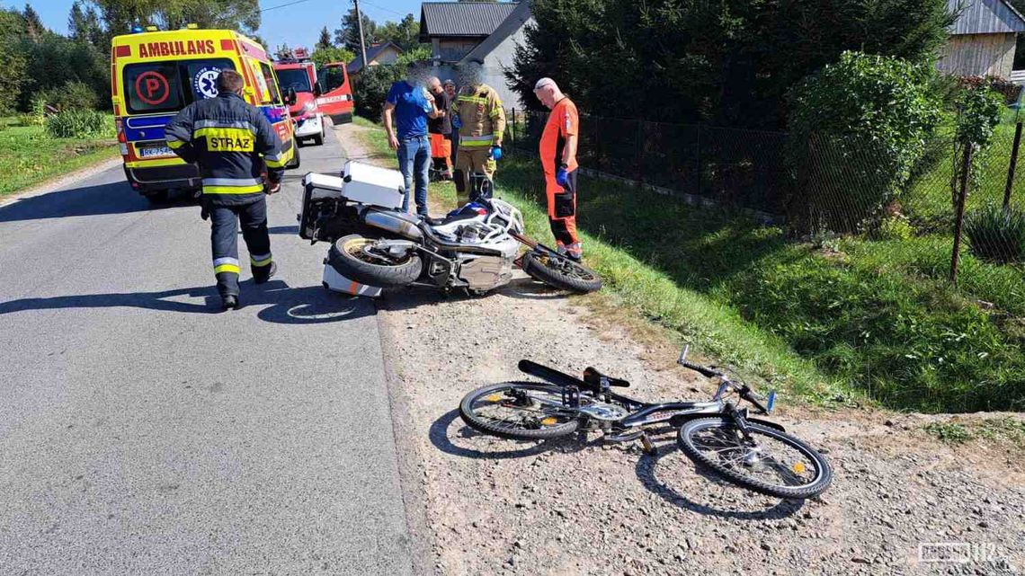 Zderzenie motocyklisty z rowerzystą w Daliowej