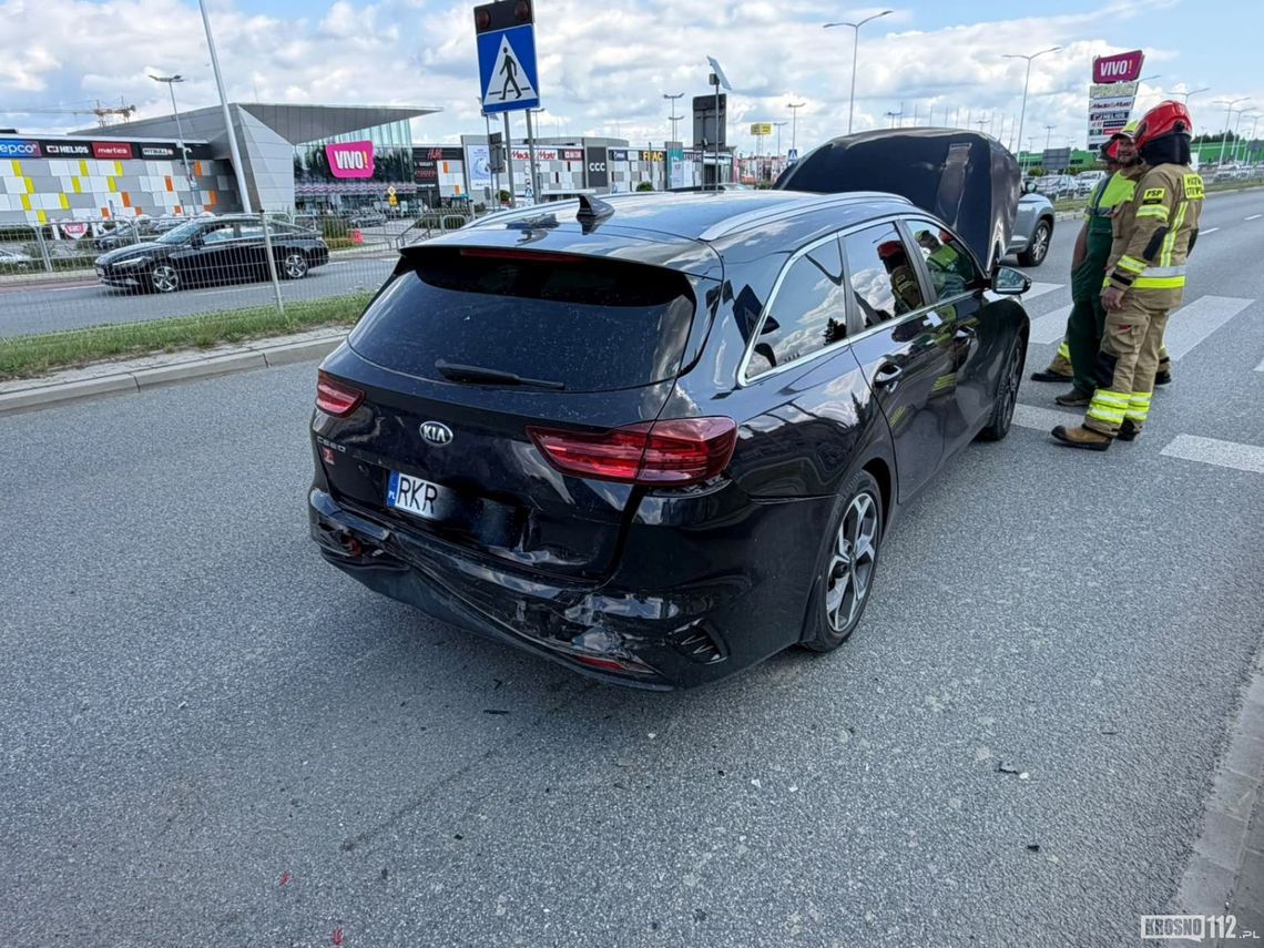 Zderzenie na Bieszczadzkiej. Pierwszej pomocy udzielił strażak z Brzozowa