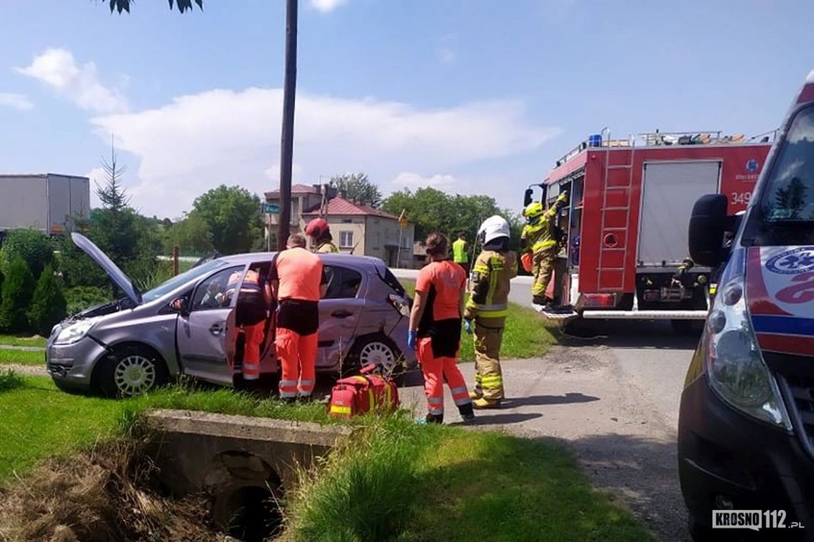 ? Zderzenie osobówki z zestawem pojazdów w Rogach!