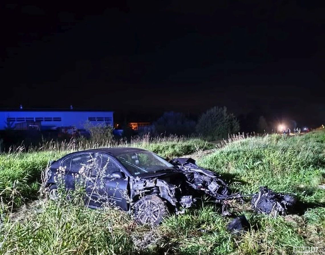 Zderzenie pociągu relacji Kraków-Krosno-Zagórz z samochodem osobowym